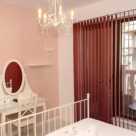 דירה High-end 2bd In The Center Of By Flat Mаnager