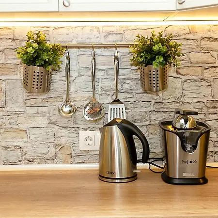High-end 2bd In The Center Of By Flat Mаnager דירה וארנה