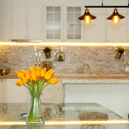 High-end 2bd In The Center Of By Flat Mаnager וארנה